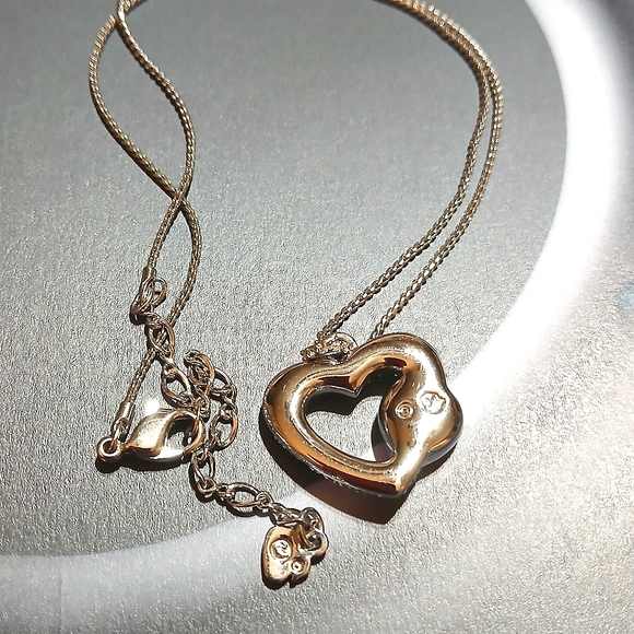 Swarovski signed Crystal Heart Necklace - Picture 4 of 6